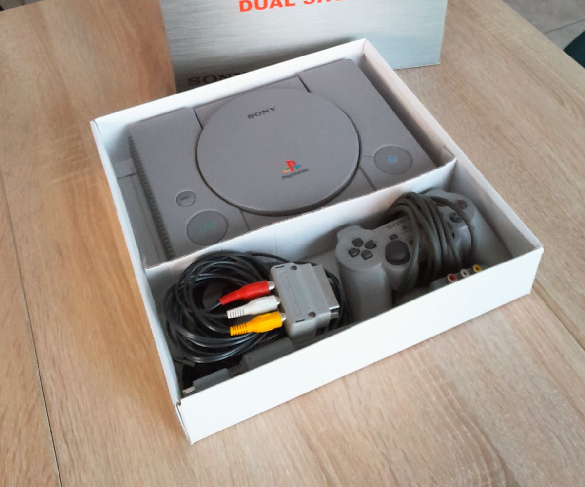 Caja PlayStation 1 5552c + cartones interiores - Imagen 5